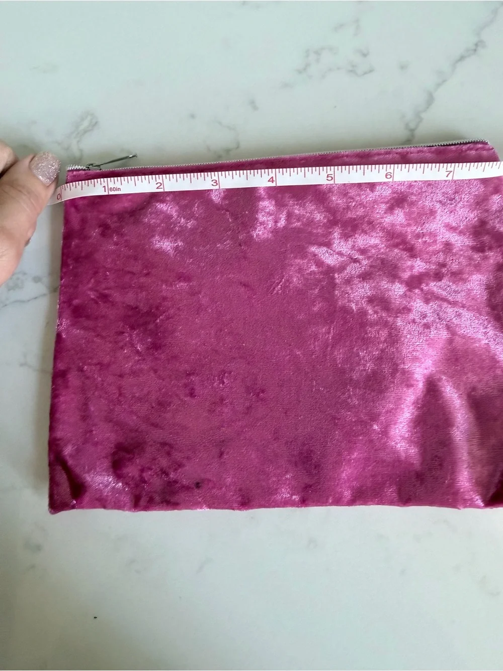 Vintage Velvet Pink Zip Pouch - Stylish Women's pouch